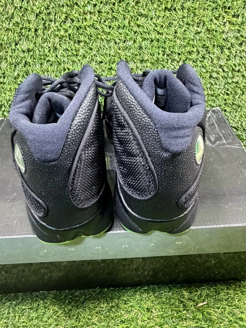 Nike Air Jordan 13 Retro GS Altitude 2010 Black Green 414574-003 Size 5.5Y